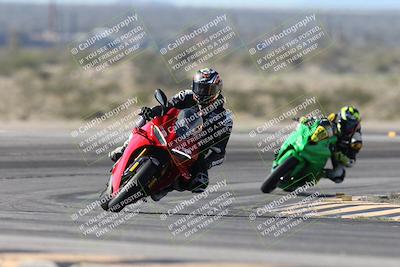 media/Jan-15-2026-Racers Edge (Thu) [[dfebeb70ab]]/3-B Group/Session 2 (Turn 11)/